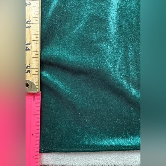 NWT Disney Mickey Mouse Holiday Green Velvet Long Sleeve White Collared Dress 0 - Picture 9 of 16